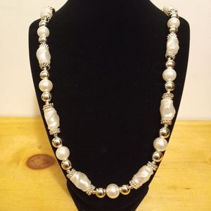 White and Silver beaded necklace